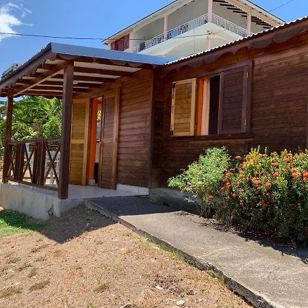 Bungalow Les Cerisiers Bouillante Eksteriør billede