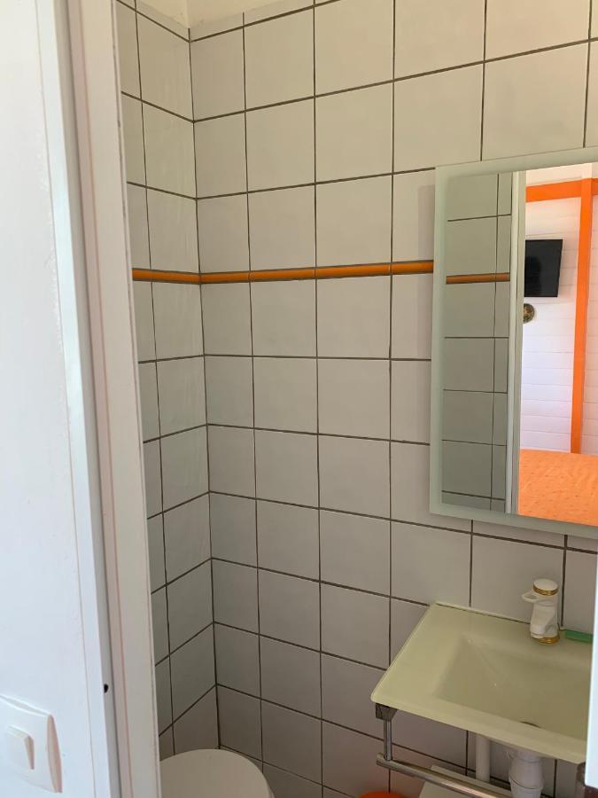 Bungalow Les Cerisiers Bouillante Eksteriør billede